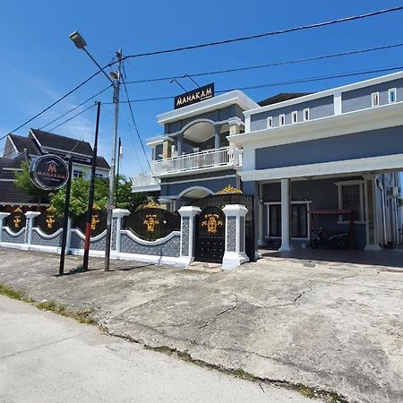 Mahakam Guest House Padang  Exterior photo